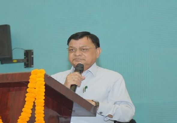 CG : भ्रामक सूचनाओं से बचें युवा, विकसित भारत के निर्माण में निभाएं सक्रिय भूमिका : लखन लाल देवांगन...
