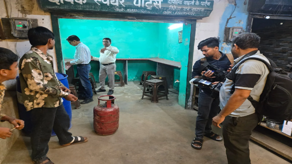 राजनांदगांव : टीम ने की बिरयानी सेंटर्स की जांच, घरेलू सिलेंडर जब्त किए...