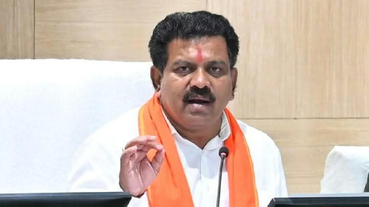 CG : छत्तीसगढ़ में अवैध प्रवासियों के विरुद्ध होगी सख्त कार्रवाई : विजय शर्मा...