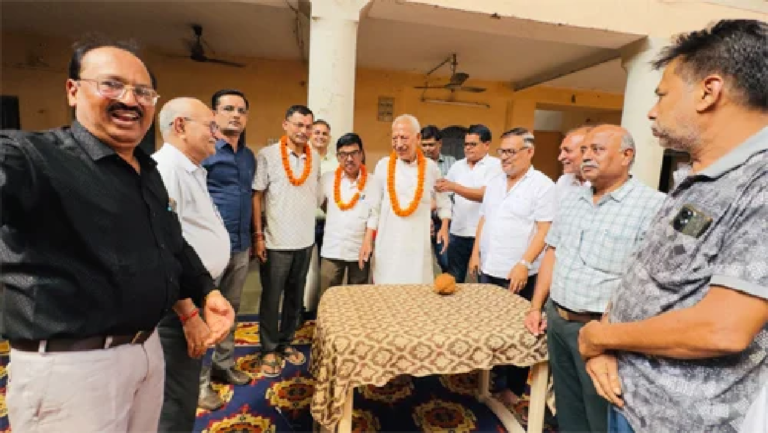 राजनांदगांव : कृष्ण गौशाला में नई कार्यकारिणी ने संभाली कमान…