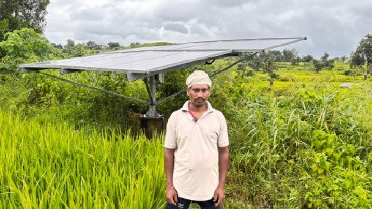 CG : सौर सुजला से खेत में आई रोशनी …
