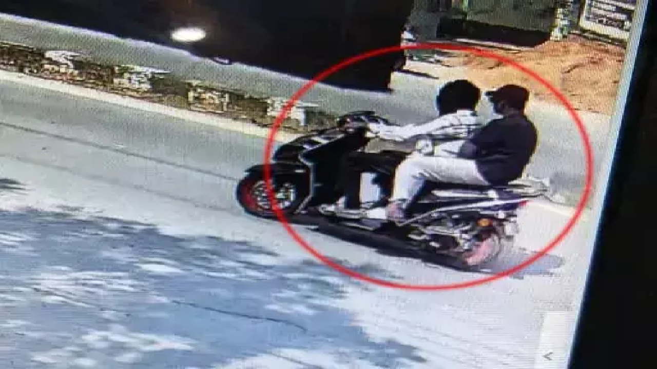 CG : सड़क पार करते समय स्कूटी ने बुजुर्ग को मारी टक्कर, अस्पताल में नहीं बची जान …