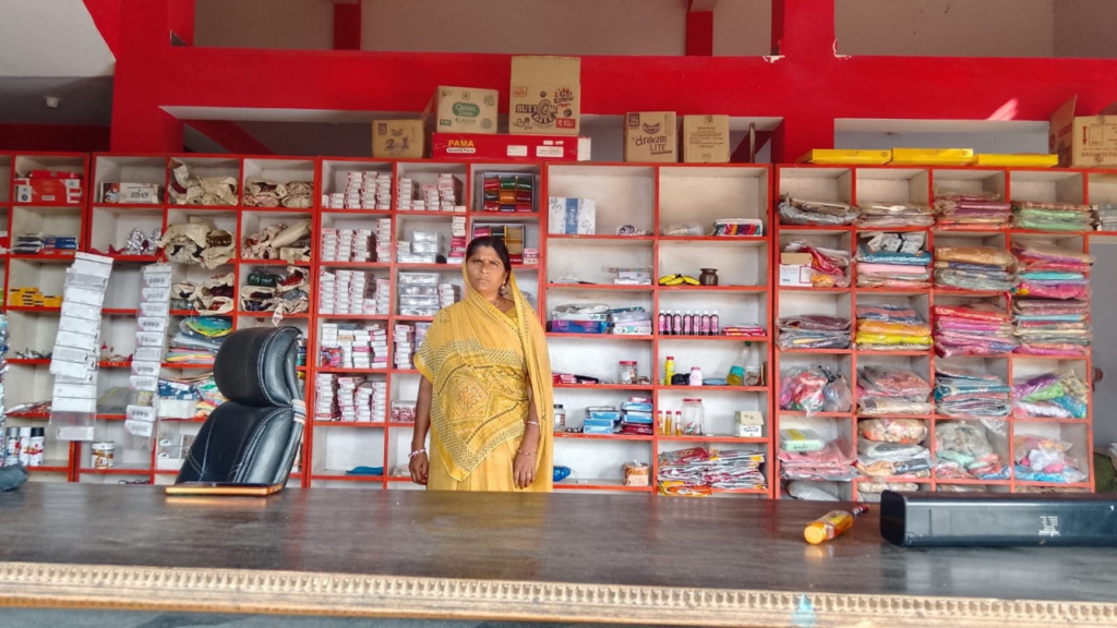 सेवा की कहानी : आगे बढ़ने की चाहत में तीन तीन व्यवसाय संचालित कर रही हैं बिन्दो साहू ...