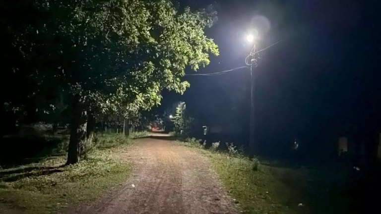 CG : सेवा की कहानी: मुख्यमंत्री हेल्पलाइन पर एक कॉल से दूर हुआ गांव का अंधेरा …