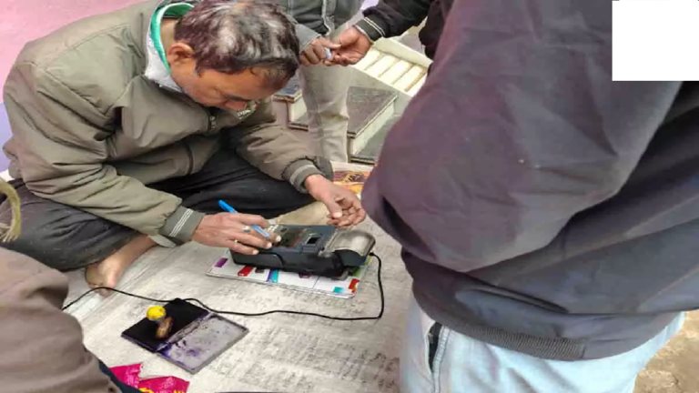 CG : छत्तीसगढ़ के 1.15 लाख श्रमिकों का ई-KYC लंबित! जल्द कराएं अपडेट, वरना होगी परेशानी …
