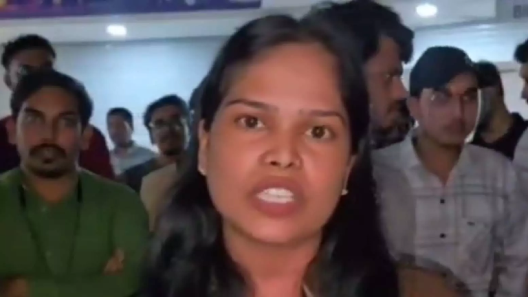 CG : पढ़ाई के बीच ऐसा क्या हुआ? लाइब्रेरियों में मच गया बवाल …