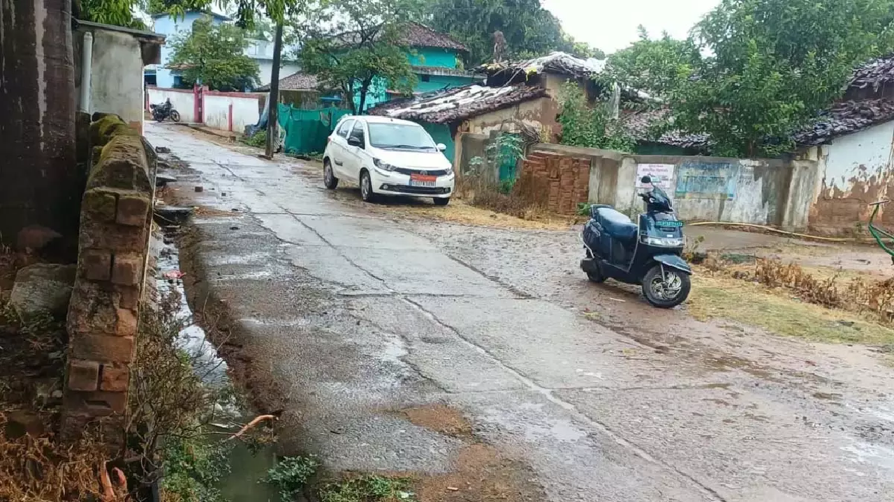 CG : रात 2 बजे से लगातार केशकाल में हो रही भारी बारिश …