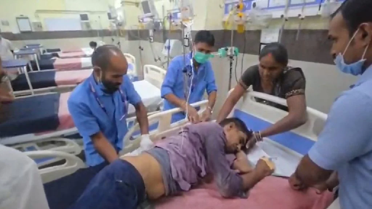 CG : मकान का छज्जा तोड़ते समय दर्दनाक हादसा, एक मजदूर की मौत, दूसरा घायल …