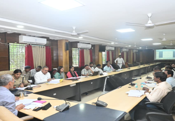 CG : जिले में अवैध शराब एवं मादक पदार्थों पर रोक के लिए गंभीरता पूर्वक करे कार्य : कलेक्टर …