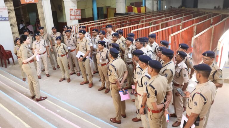 Rajnandgaon : माँ बम्लेश्वरी की सेवा, सुरक्षा और श्रद्धालुओं की सुविधा के लिए राजनांदगांव पुलिस तैयार