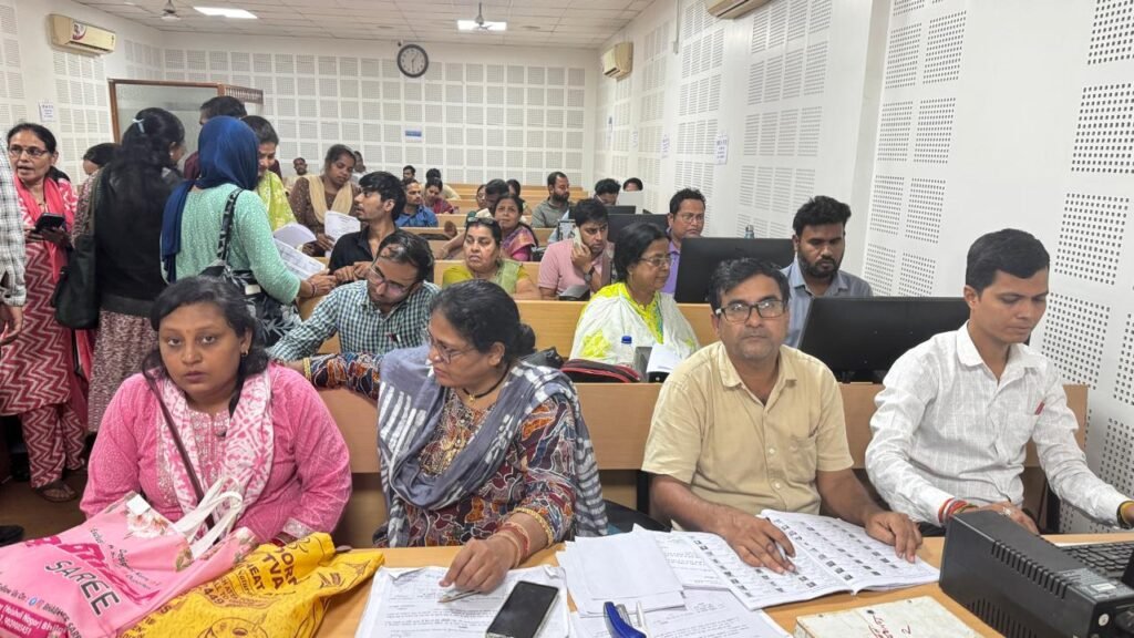 Durg : मतदाता सूची पुनरीक्षण एवं दावा-आपत्ति निराकरण का कार्य पांचों जोनों में जारी