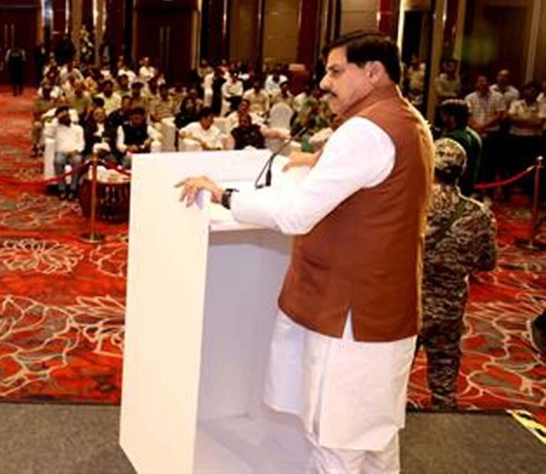 mohan1-8.jpg