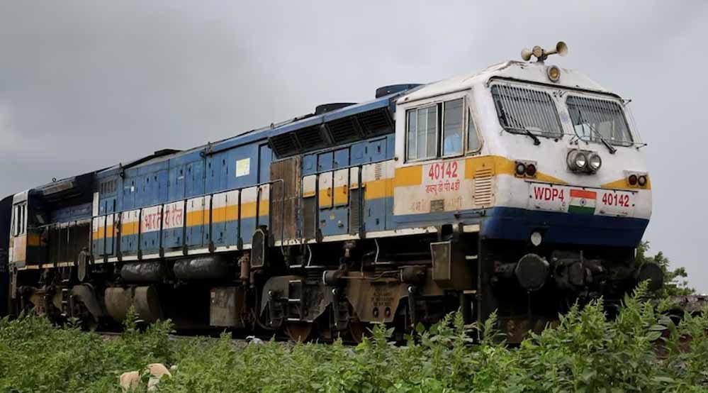 train_india86_4.jpg